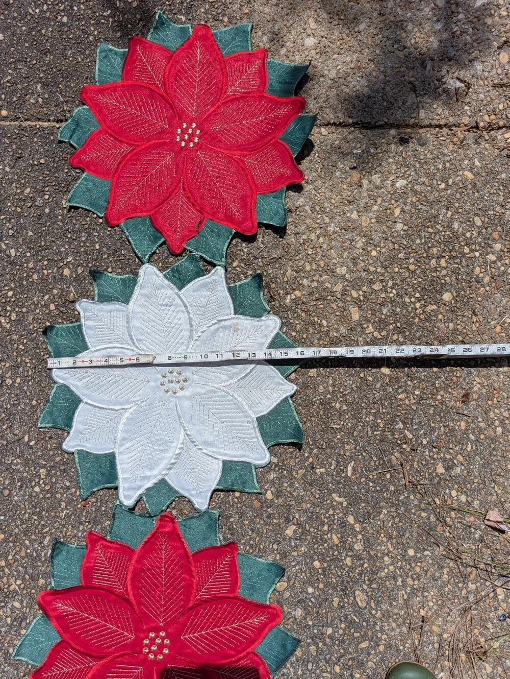 Holiday Poinsettia Table Runner - Red & White